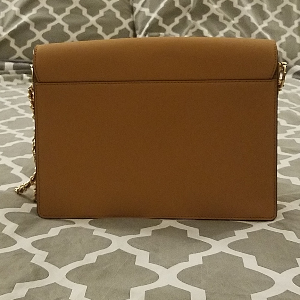 Tory Burch Robinson Convertible Shoulder Bag - Picture 2 of 8